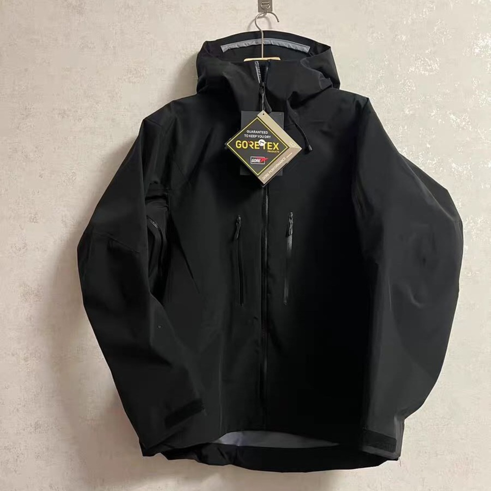 Arc'teryx Alpha SV Jacket - Black - Size L